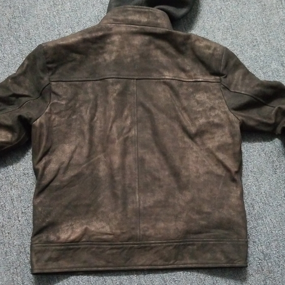 Leather Jacket - Picture 6 of 6
